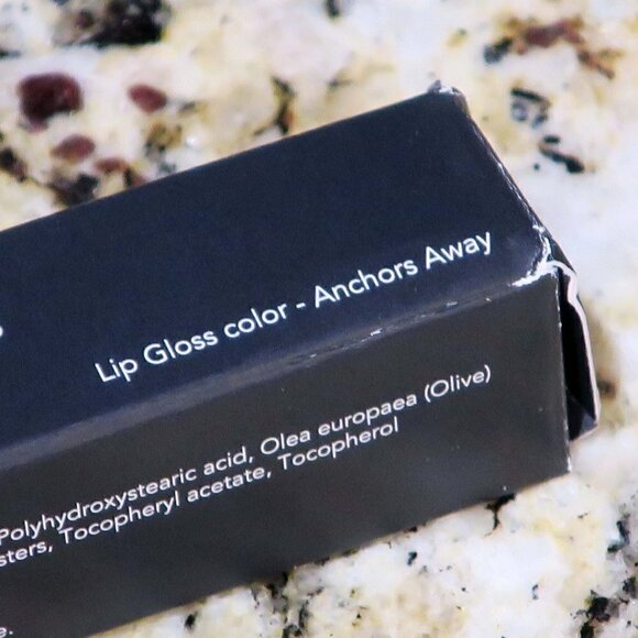 Savvy Minerals Young Living Lip Gloss Anchors Away - Picture 3 of 4